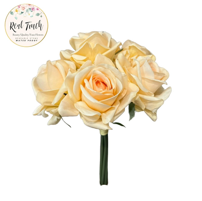 Peach Roses 5 Stem Bundle