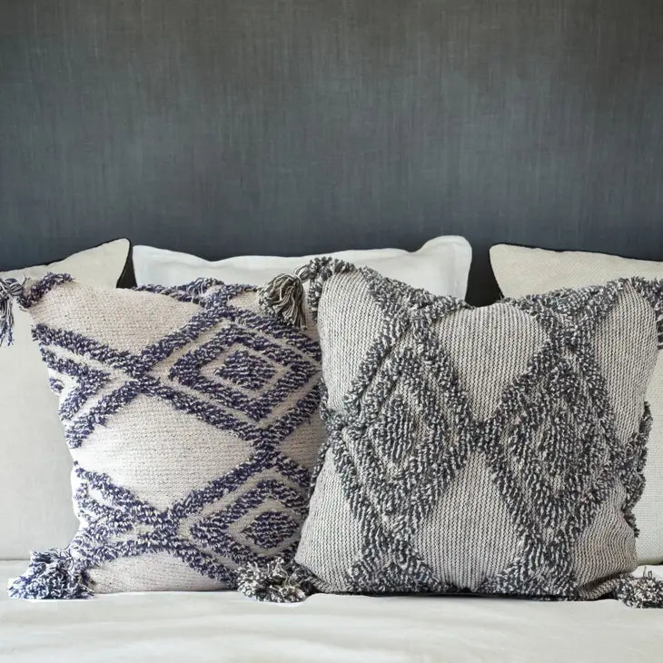 Beaufort 20" Diamond Tufted Pillow
