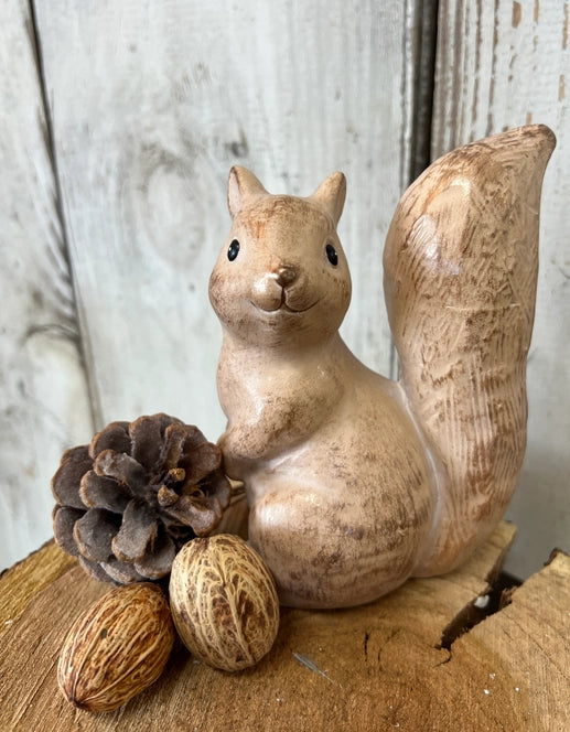 Hugsy 5.5" Ceramic Squirrel